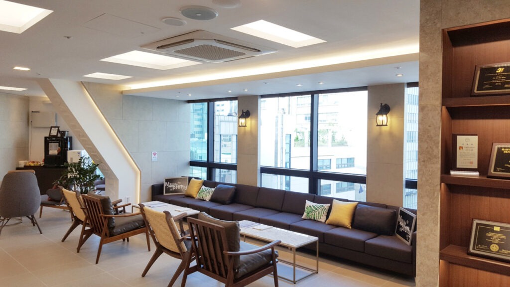 라임나무치과 내부 2